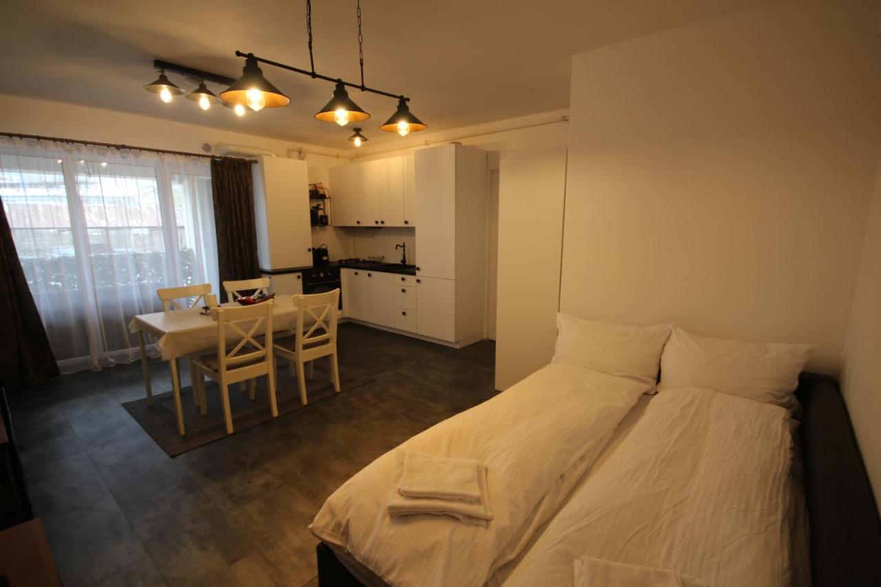 Apartment Francesca Mit Parkplatz Naehe Altstadt ซีบิว ภายนอก รูปภาพ