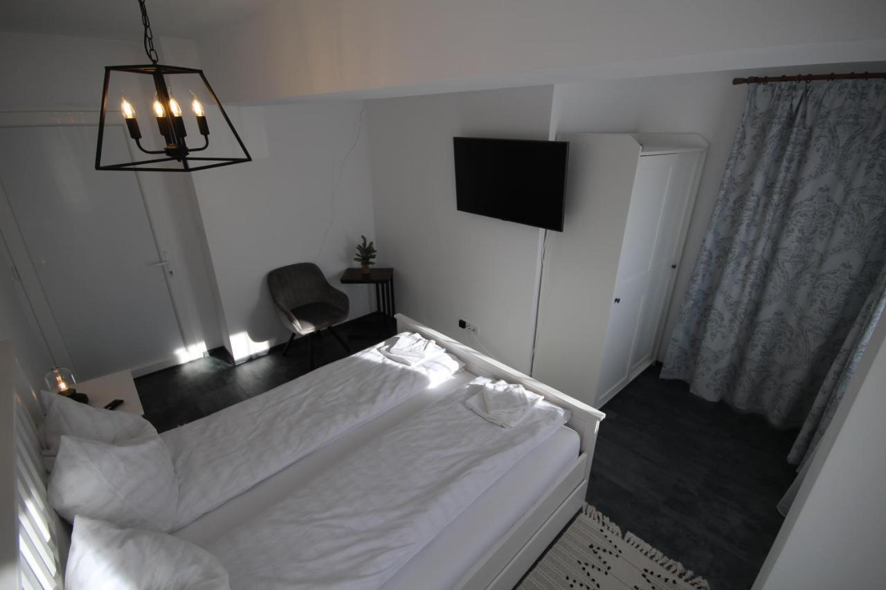 Apartment Francesca Mit Parkplatz Naehe Altstadt ซีบิว ภายนอก รูปภาพ
