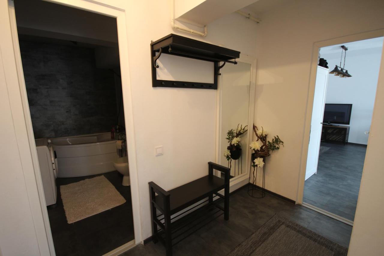 Apartment Francesca Mit Parkplatz Naehe Altstadt ซีบิว ภายนอก รูปภาพ